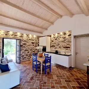 Apartment Stazzo San Teodoro La Quercia Piscina Condivisa, San Teodoro (Sardinia)